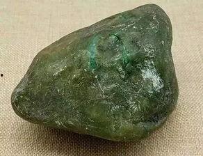 怎么看俄山料原石好坏